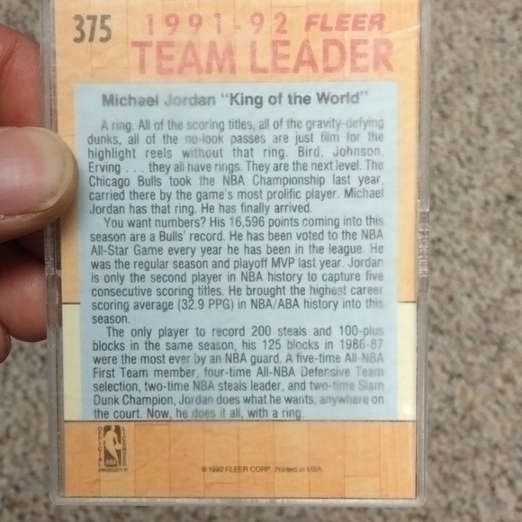 Michael Jordan Basketball Card - Picture 2 of 5